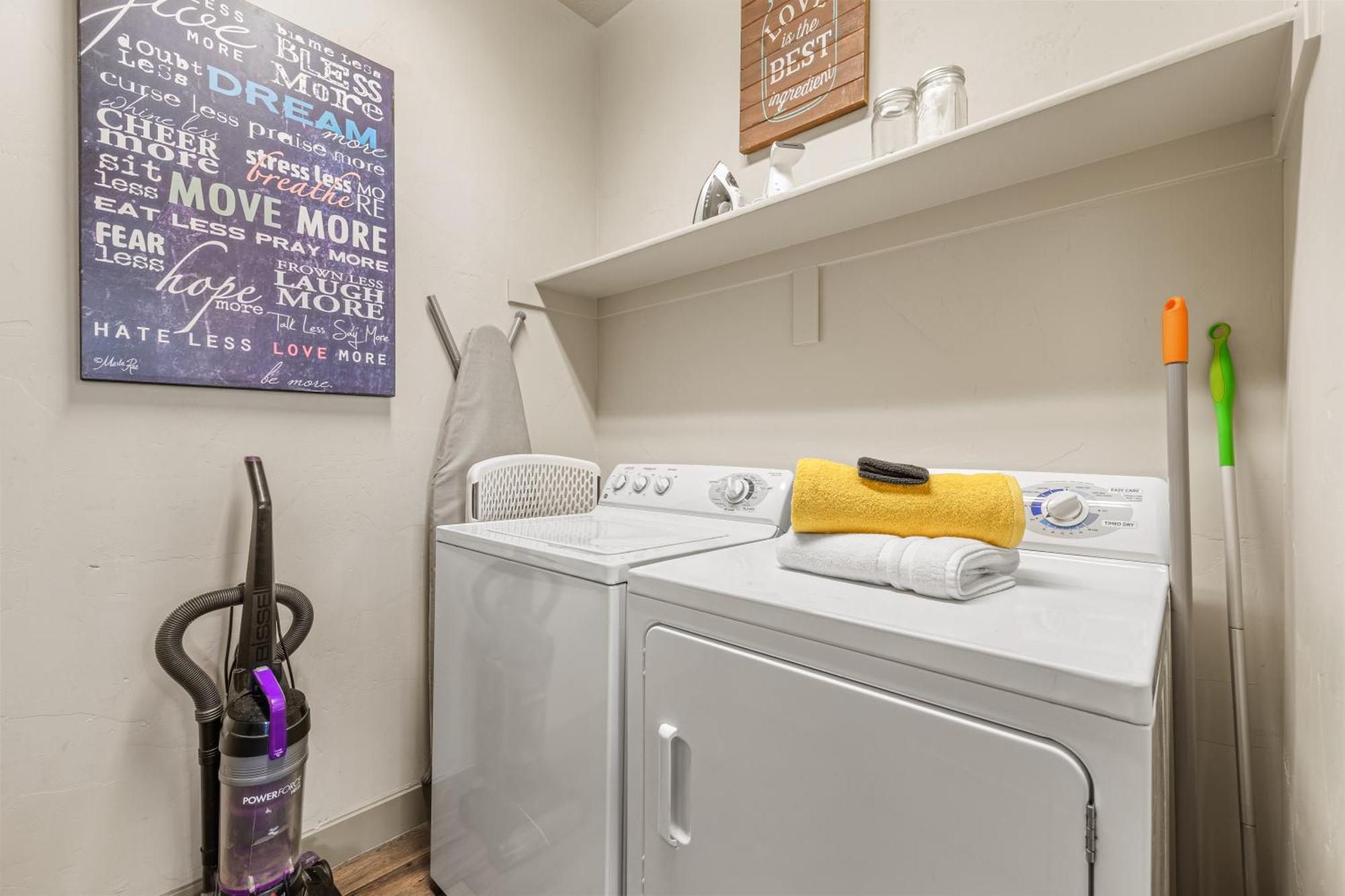 Butterfly Themed Kings Apartment With Private Garage & Access To Lux Hot Tub, Bbq & Gym South Jordan Exterior foto